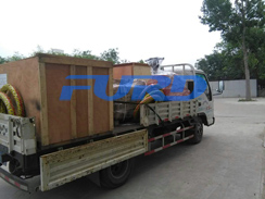 福瑞德機械小型灌縫機，手扶壓路機，灌縫膠及時發(fā)貨