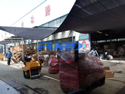 福瑞得機械微動態(tài)--座駕壓路機、手扶壓路機、灌縫機包裝發(fā)貨