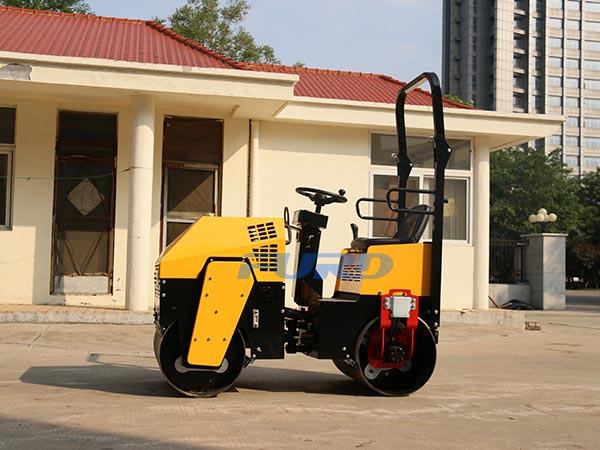 關(guān)于小型壓路機變速箱的保養(yǎng)知識你知道多少？