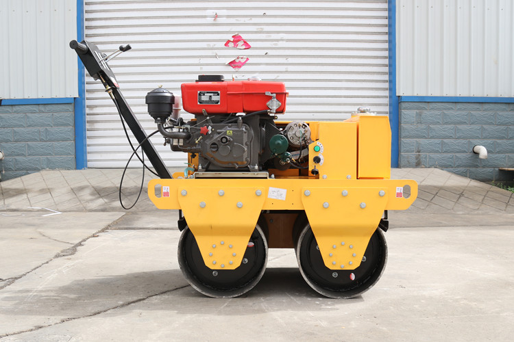 對于小型手扶壓路機(jī)的這些使用環(huán)境您要明白！